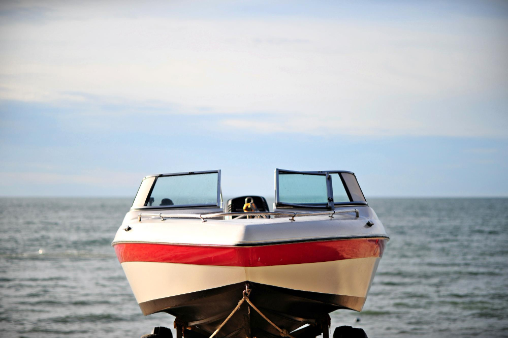 Bribie Island Boat and Water Hire - Motorboat